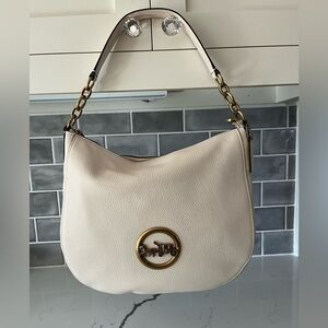 Coach Elle Hobo Shoulder Crossbody Handbag Hobo Pebbled Leather Off White